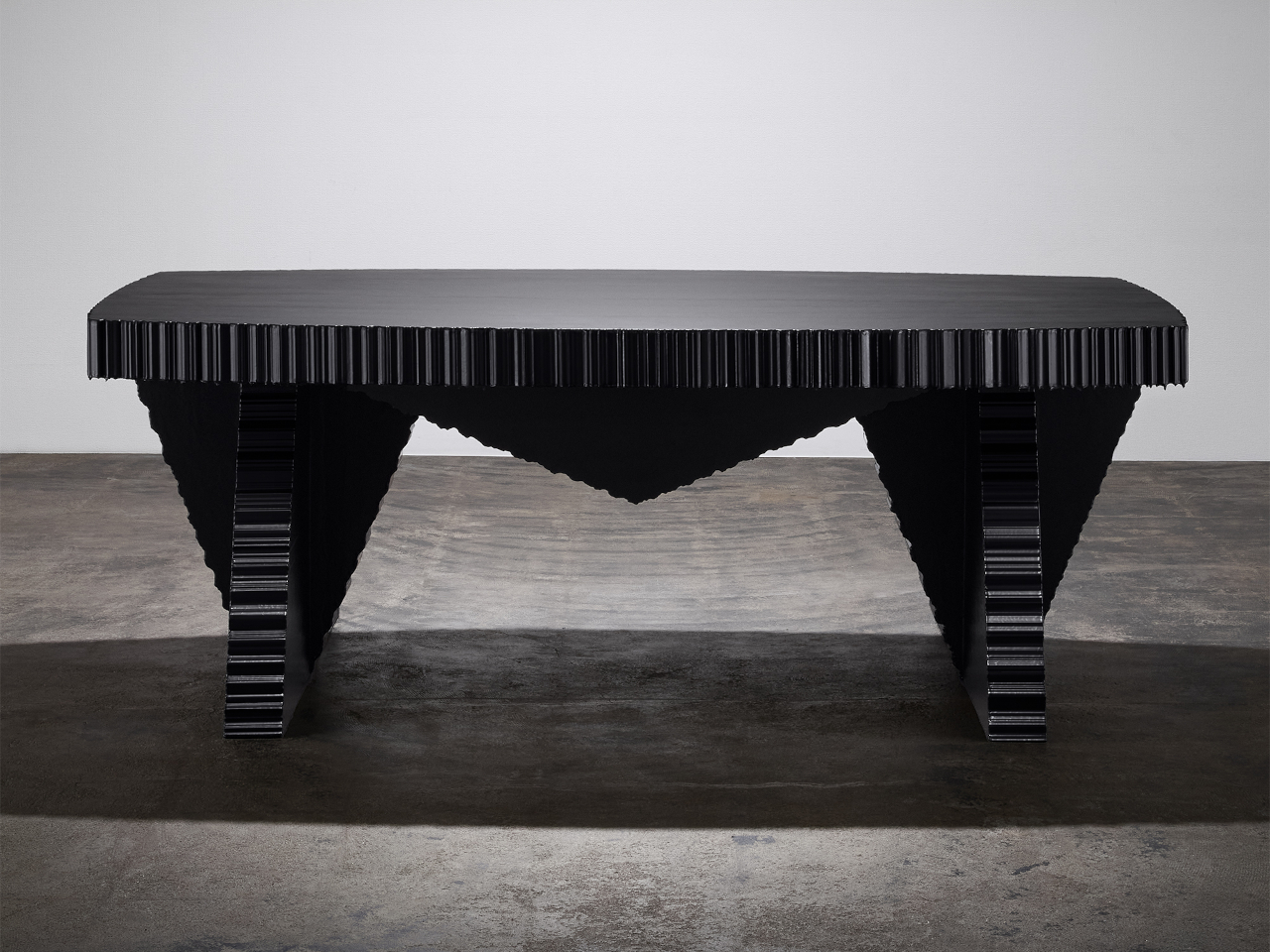 1752501657 662 Decouvrez Comment la Table VNTA de Yuta Takahashi Transforme le - plare.