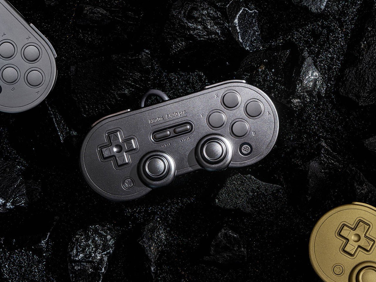 1752504191 45 Decouvrez le controleur 8BitDo SN30 Pro Space Gray Edition - plare.