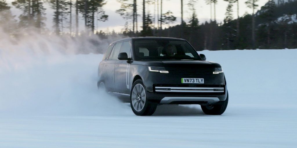 Le premier Range Rover entièrement électrique affiche un design impressionnant, mais réserve quelques surprises inattendues. - plare. Range-Rover-first-EV