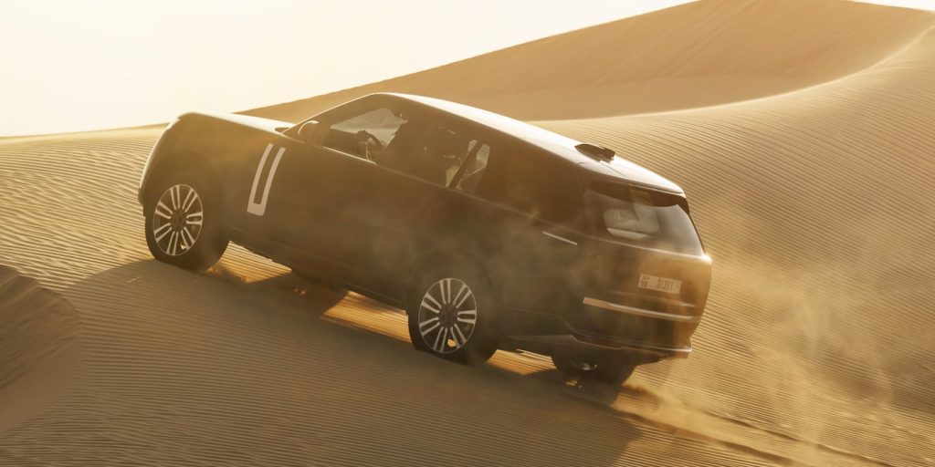 Le premier Range Rover entièrement électrique affiche un design impressionnant, mais réserve quelques surprises inattendues. - plare. Range-Rover-first-EV