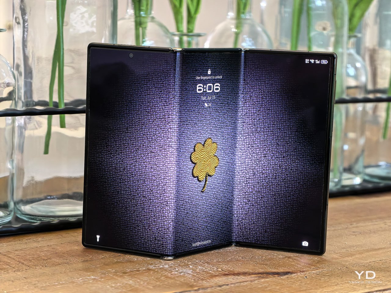 1752706930 438 Decouvrez le Huawei Pura 80 Ultra Golden Black LElegance - plare.