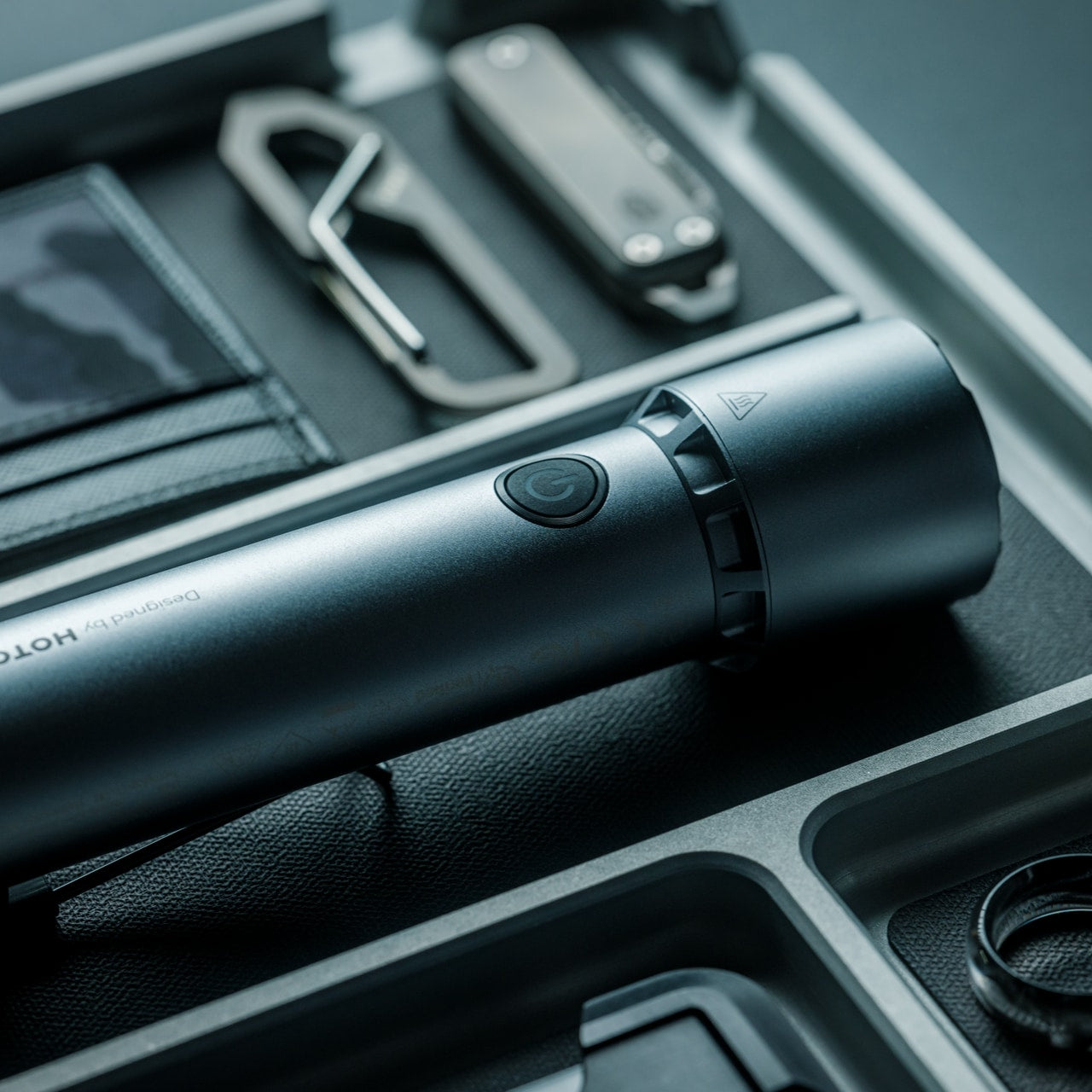 1753013739 887 Les 10 Gadgets Indispensables pour un Bug Out Bag Parfait - plare.