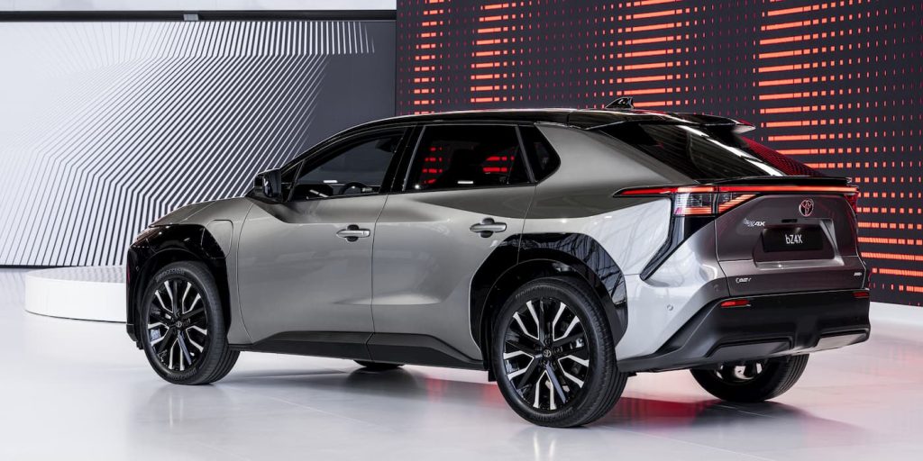 Toyota investit en Indonésie : production de véhicules électriques et camions dans un autre pays - plare. Toyota-new-bZ4X