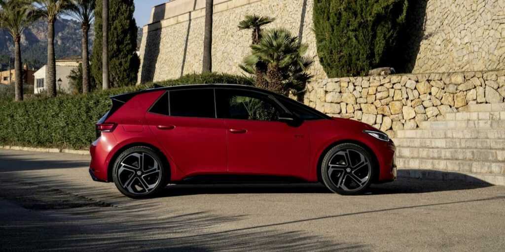 Volkswagen domine le marché des véhicules électriques en Allemagne avec 8 sur 10 modèles les plus vendus - plare. Volkswagen-ID.3-GTX