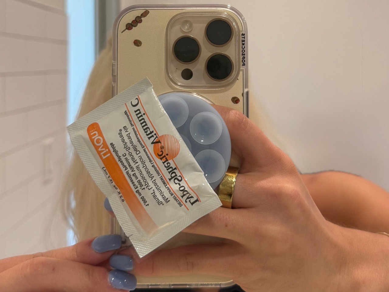 PopSockets Suck-Up Grip and Mount