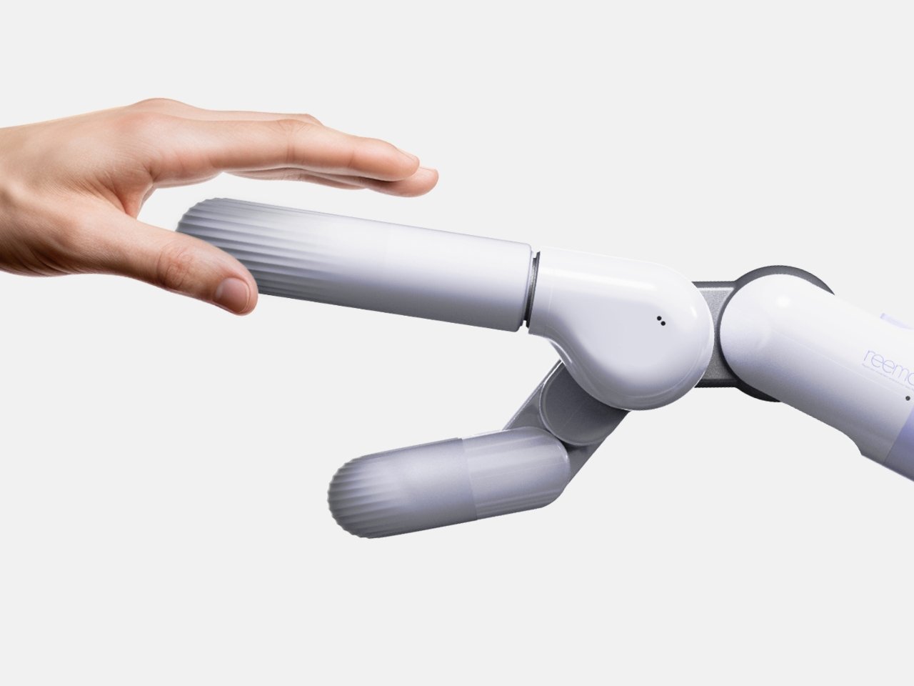 1753957562 33 Decouvrez Comment un Bras Robotise a Domicile Peut Transformer la - plare.