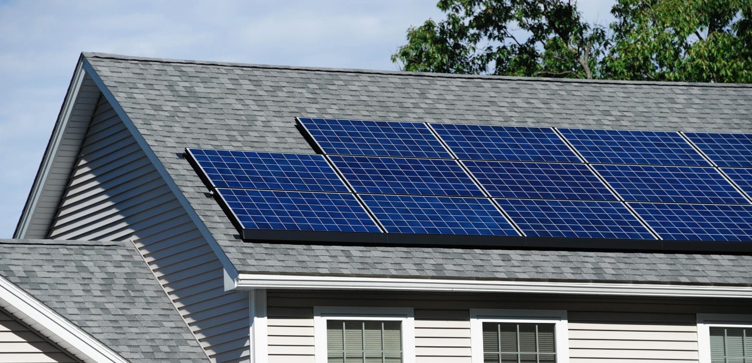 Optimisez votre impôt grâce à la déduction IRPF et la certification énergétique des panneaux solaires