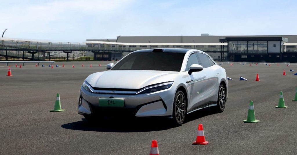 Byd révèle le stationnement intelligent L4 et propose une garantie inattendue pour séduire les conducteurs