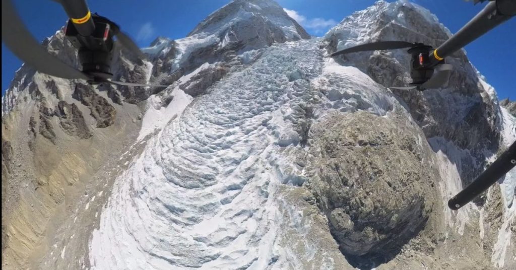 DJI drone révolutionne les expéditions périlleuses au sommet de l’Everest DJI drone révolutionne les expéditions périlleuses au sommet de l'Everest