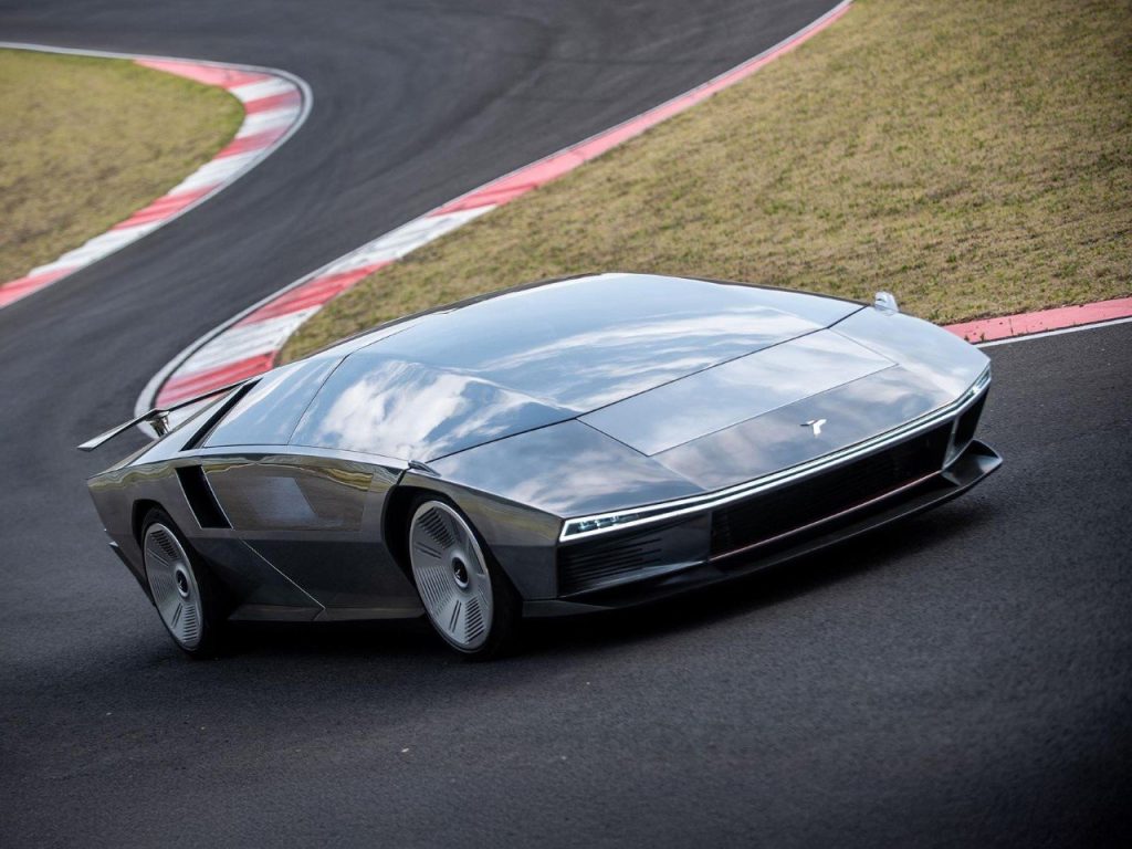 Découvrez la Maserati au Design Étonnant : Le MacBook Air de l’Automobile!