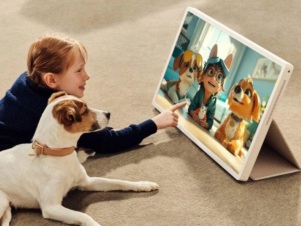 Découvrez le LG StanbyME 2 : Écran QHD 27 pouces amovible sur roulettes avec son Dolby exceptionnel !