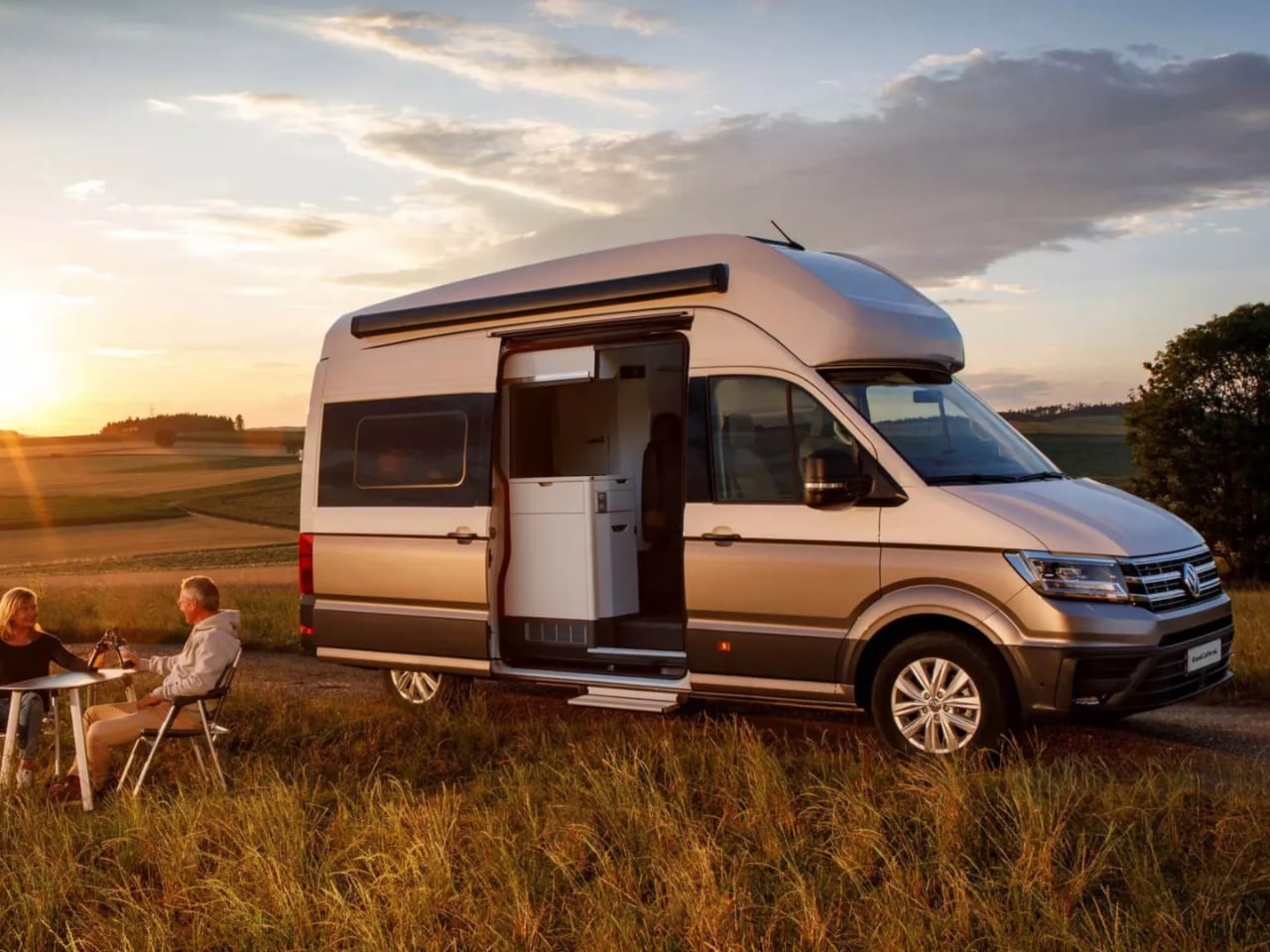 Decouvrez le Volkswagen Grand California Le Luxe sur Roues - plare.