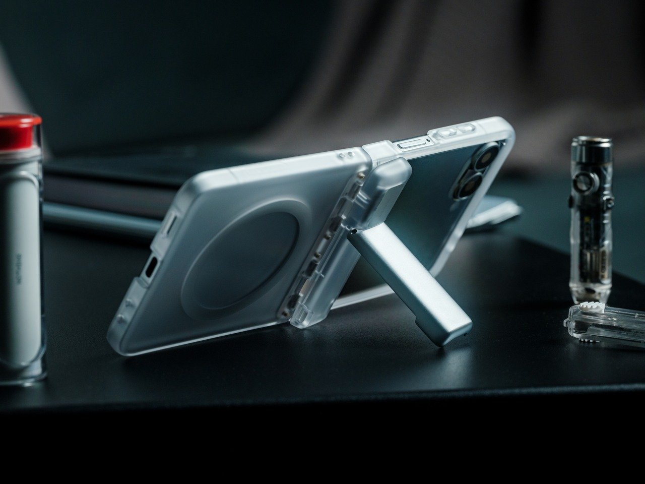 Galaxy Z Flip7 Cosmo Case Review YankoDesign layout - plare.