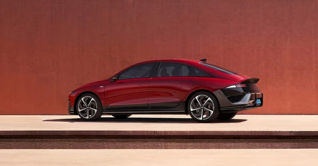 Hyundai IONIQ 6 : le nouveau véhicule électrique coréen avec l’autonomie la plus longue