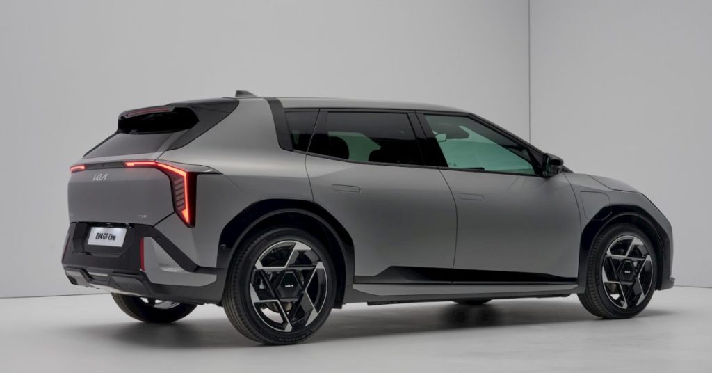 Kia lance son premier modèle électrique compact avec une autonomie de près de 400 miles
