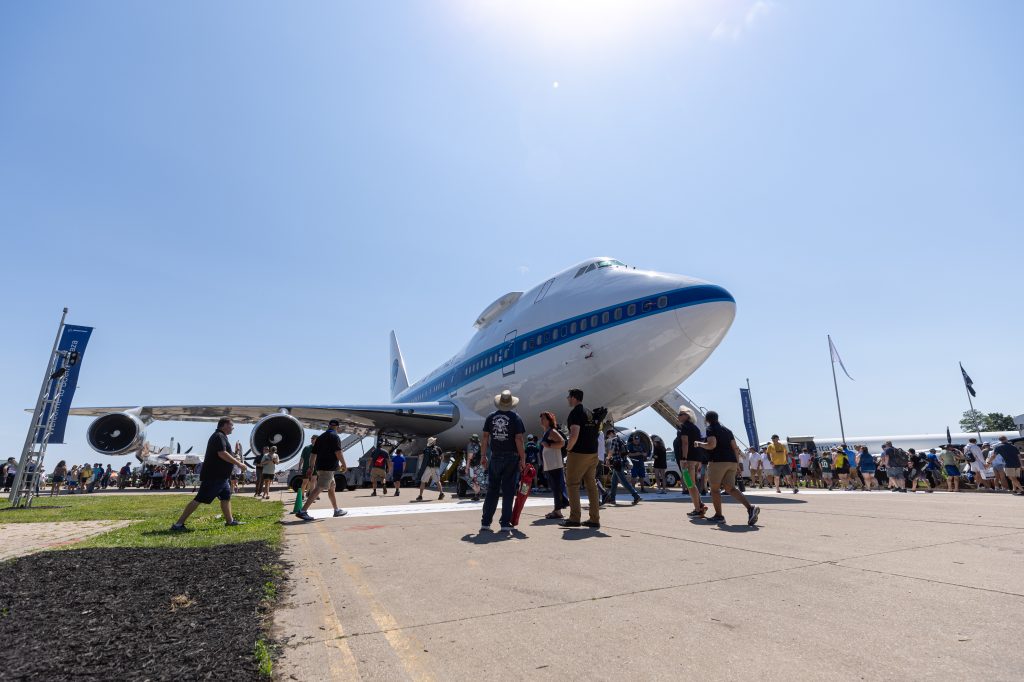 Oshkosh 2025 : avions et installations