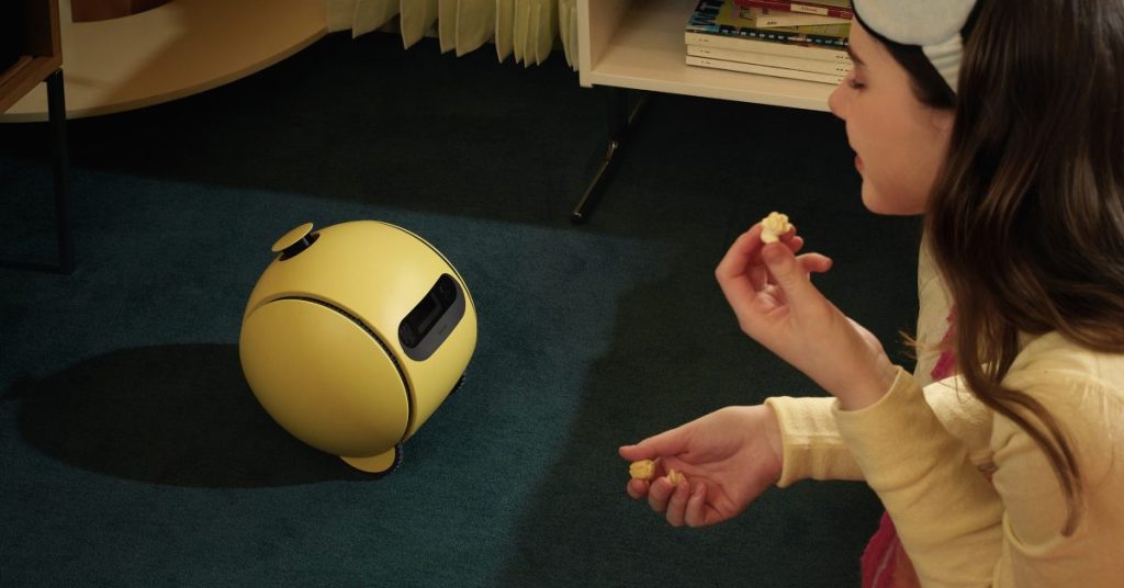 Samsung’s Ballie face à une crise d’identité et un nouveau retard : enjeux et perspectives du gadget connecté. Samsung's Ballie face à une crise d'identité et un nouveau retard : enjeux et perspectives du gadget connecté.