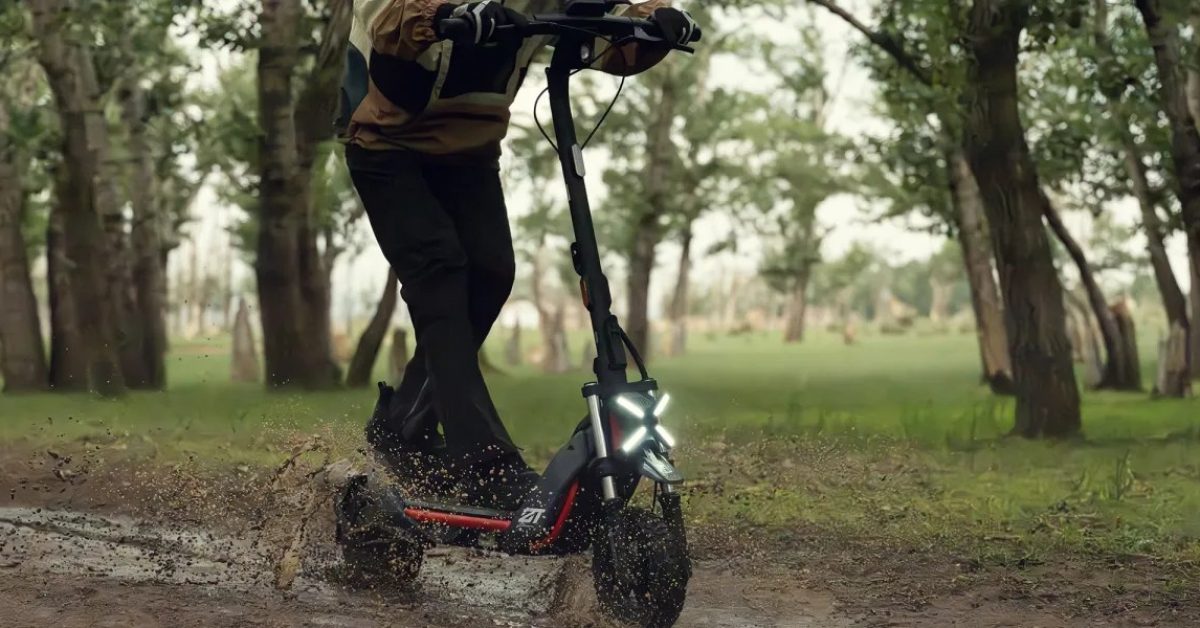 Segway ZT3 Pro eKickScooter.webp - plare.