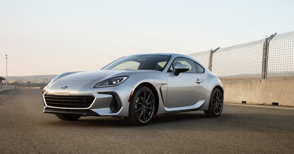 Subaru BRZ EV - plare.