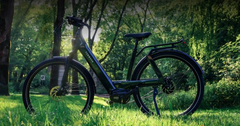 Tenways AGO T e-bike et station DJI Power 2000 : l’efficacité écoénergétique à portée de main