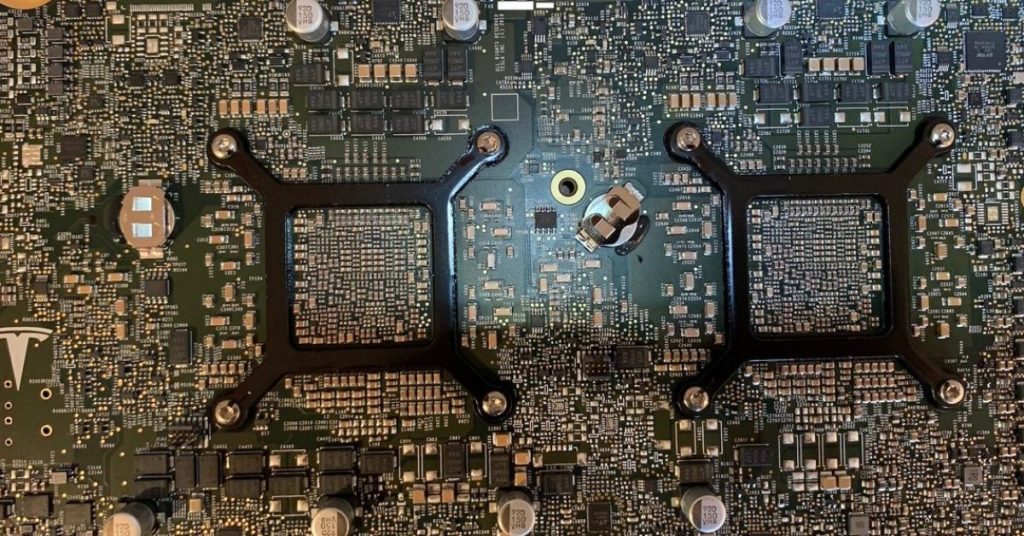 Tesla conclut un accord de 16,5 milliards de dollars avec Samsung pour les puces HW6, mais aucune solution HW3 en vue