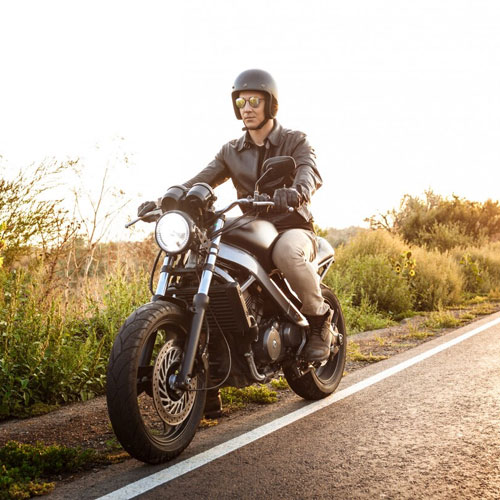 Les 10 des assurances moto à considérer en 2025 - plare. découvrez les meilleures offres d'assurances moto pour 2025 ! protégez votre véhicule tout en bénéficiant de garanties adaptées à vos besoins. comparez les tarifs et choisissez la couverture idéale pour rouler en toute sérénité.