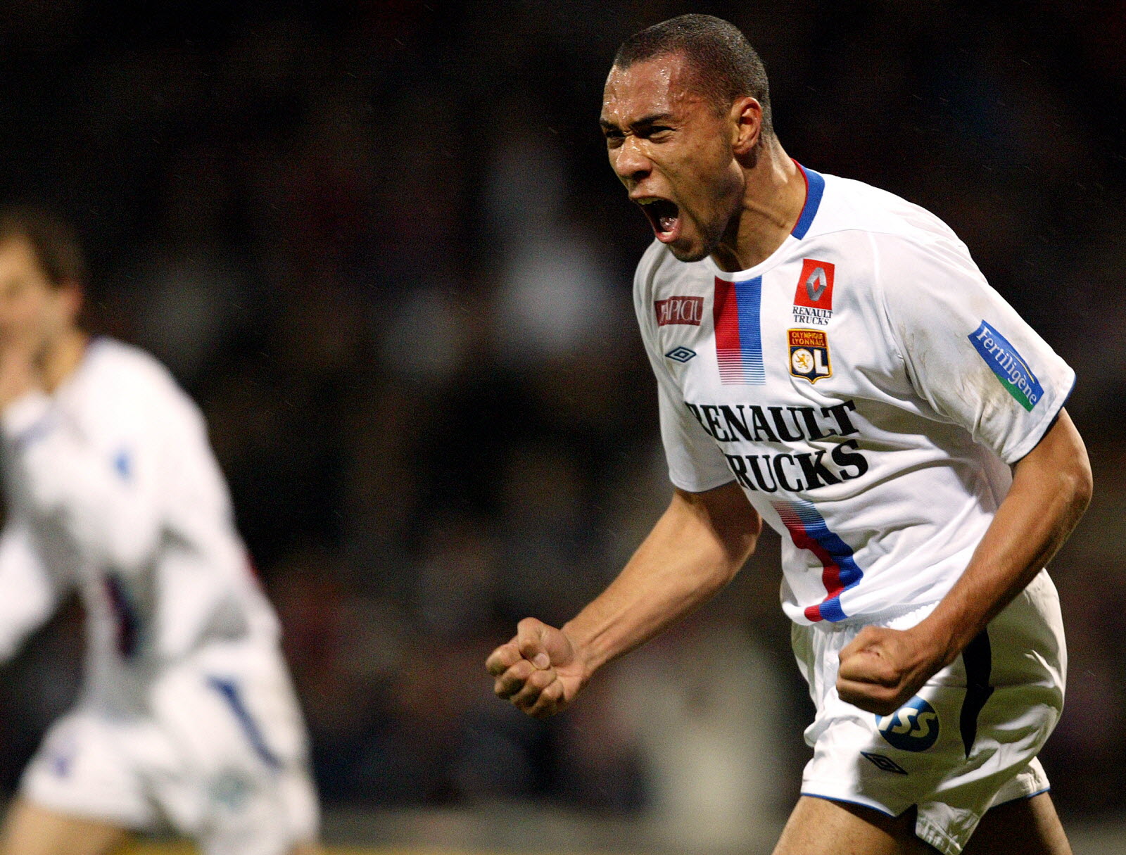 Les 10 des attaquants de pointe emblématiques dans l'histoire du football - plare. découvrez les attaquants emblématiques du football, ces légendes qui ont marqué l'histoire par leurs performances, leur talent et leurs buts mémorables. plongez dans l'univers des meilleurs buteurs et revivez leurs exploits sur le terrain.
