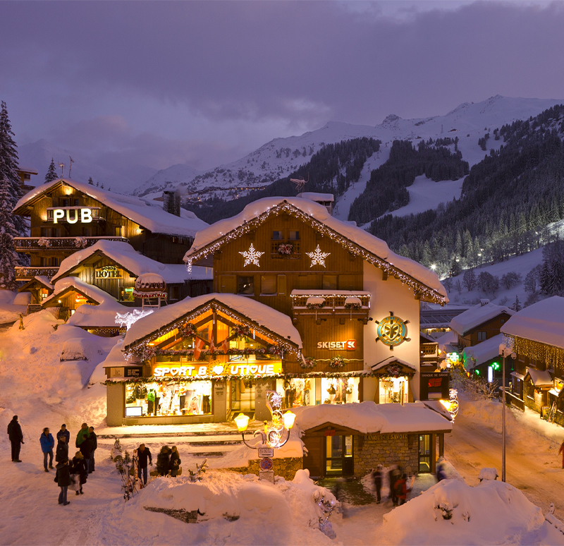 Les 10 boutiques en ligne incontournables pour les passionnés de ski et snowboard - plare. découvrez notre sélection de boutiques spécialisées en ski et snowboard, offrant un large éventail d'équipements, de vêtements et d'accessoires pour les passionnés de glisse. que vous soyez débutant ou expert, trouvez tout le nécessaire pour votre prochaine aventure sur les pistes.