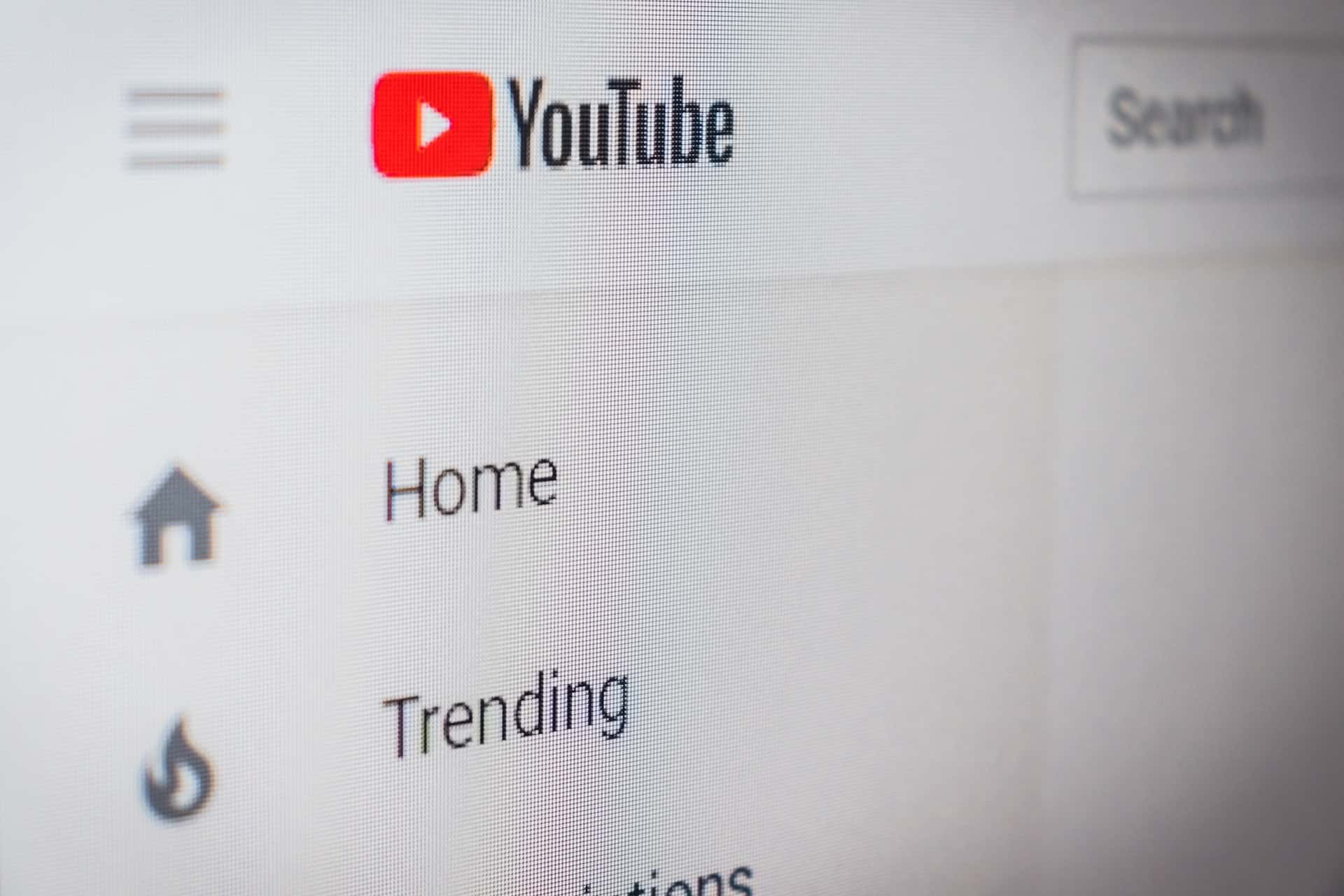 Google annonce la fin de l'onglet 'Tendances' de YouTube, un changement marquant pour les utilisateurs - plare. découvrez les derniÚres tendances sur youtube avec notre article qui explore les vidéos les plus populaires, les créateurs en vogue et les sujets qui captivent le public. ne manquez pas les incontournables qui font le buzz et restez à la pointe des nouveautés sur la plateforme!