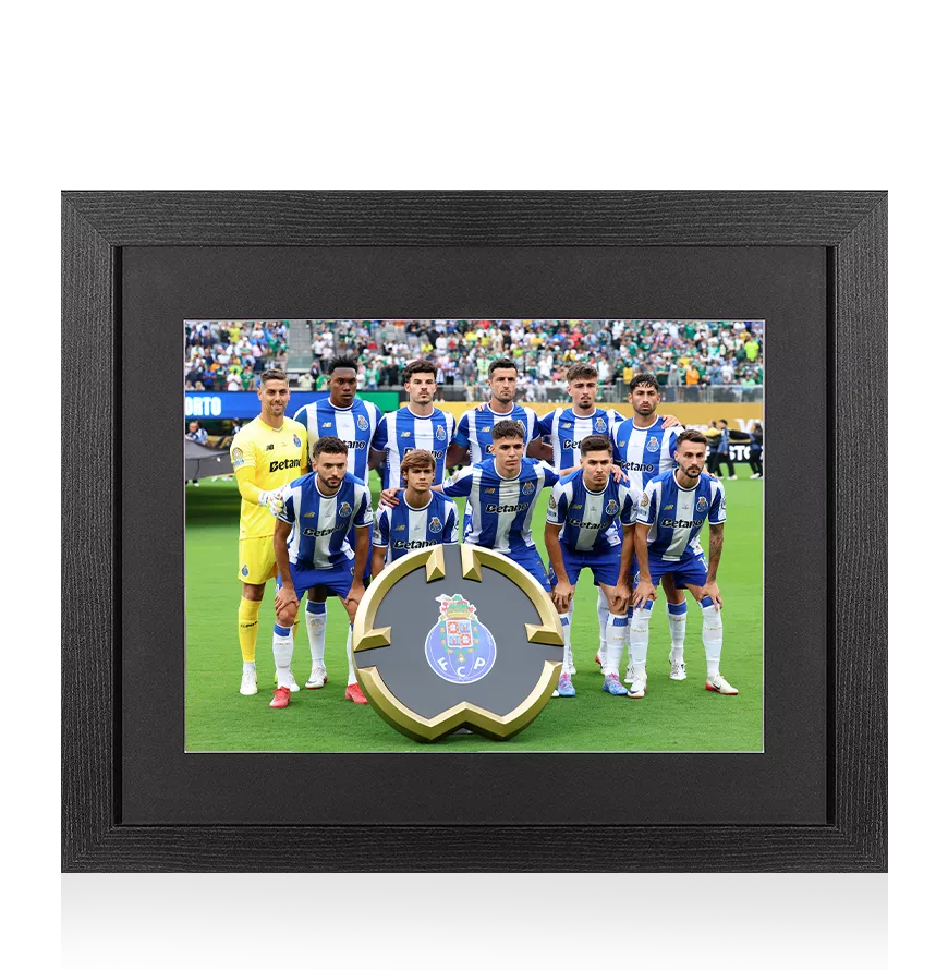 Les 10 icônes légendaires du FC Porto - plare. découvrez notre collection d'icônes du fc porto, mettant en avant les moments forts, les joueurs emblématiques et l'histoire passionnante de ce club légendaire. plongez dans l'univers du football portugais !