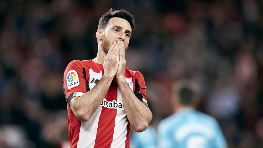 découvrez les légendes de l'athletic bilbao, un club emblématique du football espagnol. revivez les moments phares, les joueurs mythiques et les histoires fascinantes qui ont marqué l'histoire de cette équipe au riche héritage basque.
