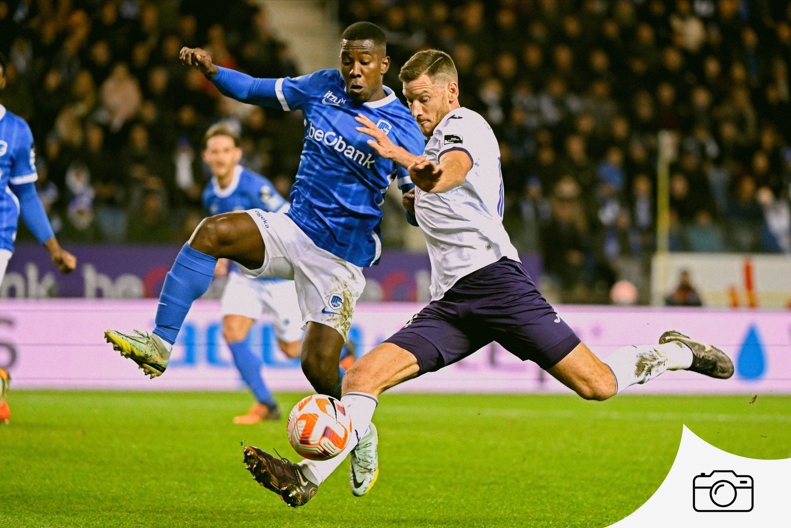 Les 10 légendes du KRC Genk qui ont marqué l'histoire du club - plare. découvrez les légendes du krc genk, le club emblématique belge de football. plongez dans l'histoire riche de ses joueurs stars, des moments mémorables et des victoires emblématiques qui ont façonné l'identité de ce club. explorez les récits passionnants qui font du krc genk une véritable icône du sport en belgique.