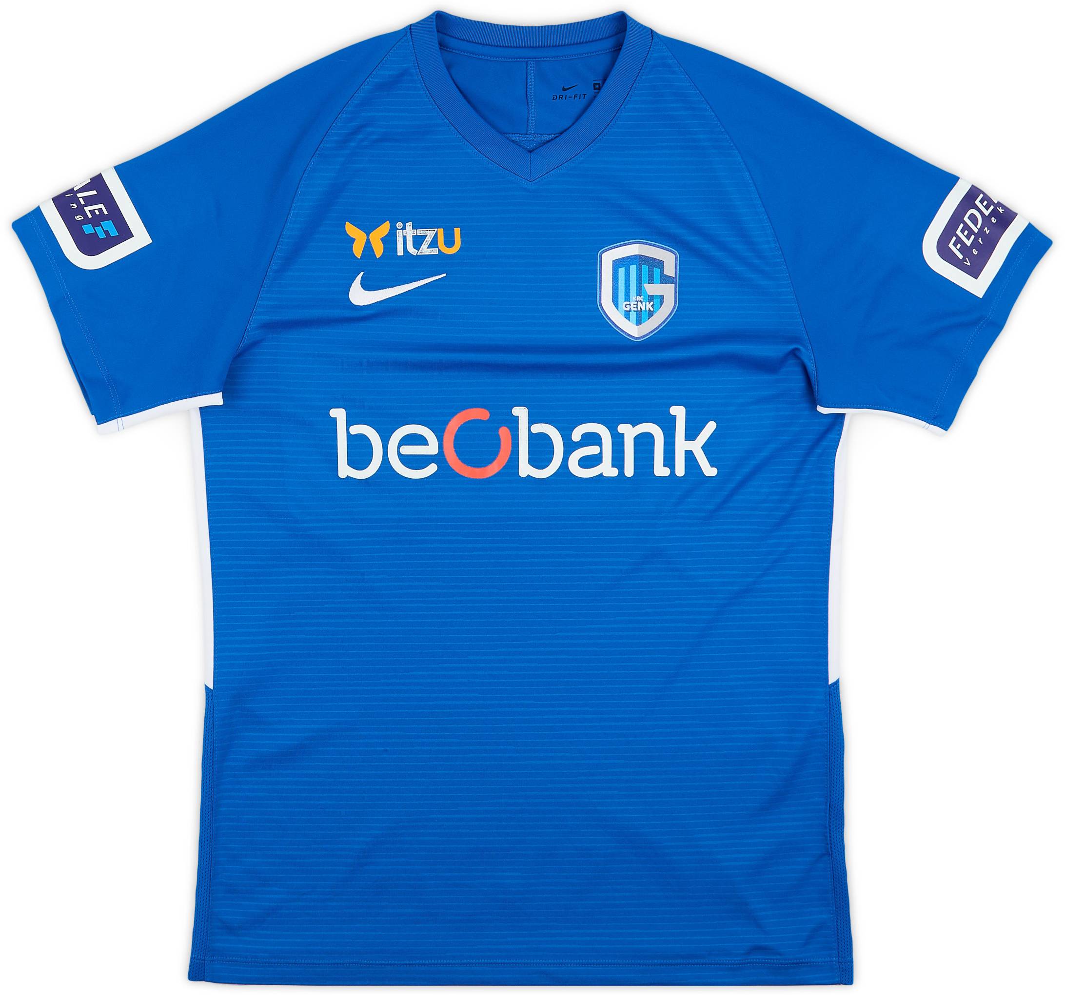 Les 10 légendes du KRC Genk qui ont marqué l'histoire du club - plare. découvrez les légendes du krc genk, le club de football belge emblématique. plongez dans l'histoire de ses joueurs emblématiques, ses conquêtes mémorables et son impact sur le football belge et européen.