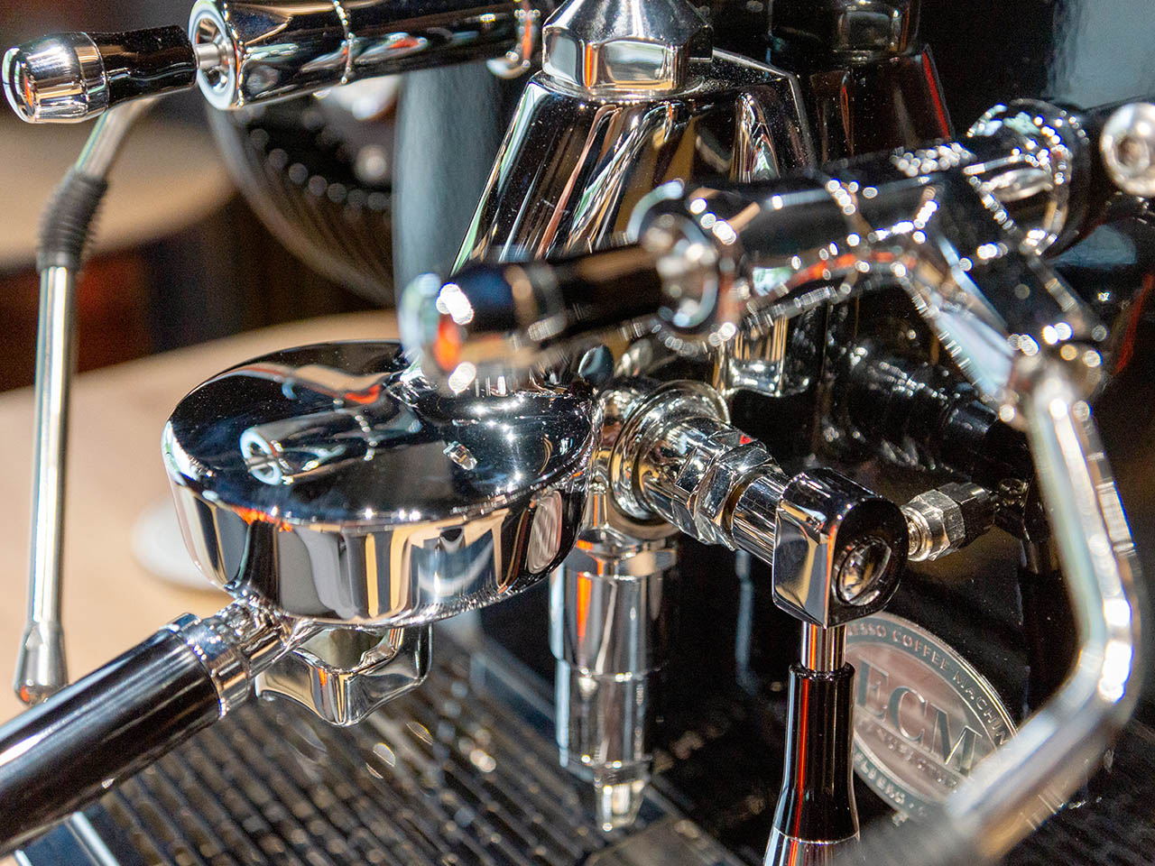 1754495906 229 Decouvrez comment BMW revolutionne le monde du cafe avec ses - plare.