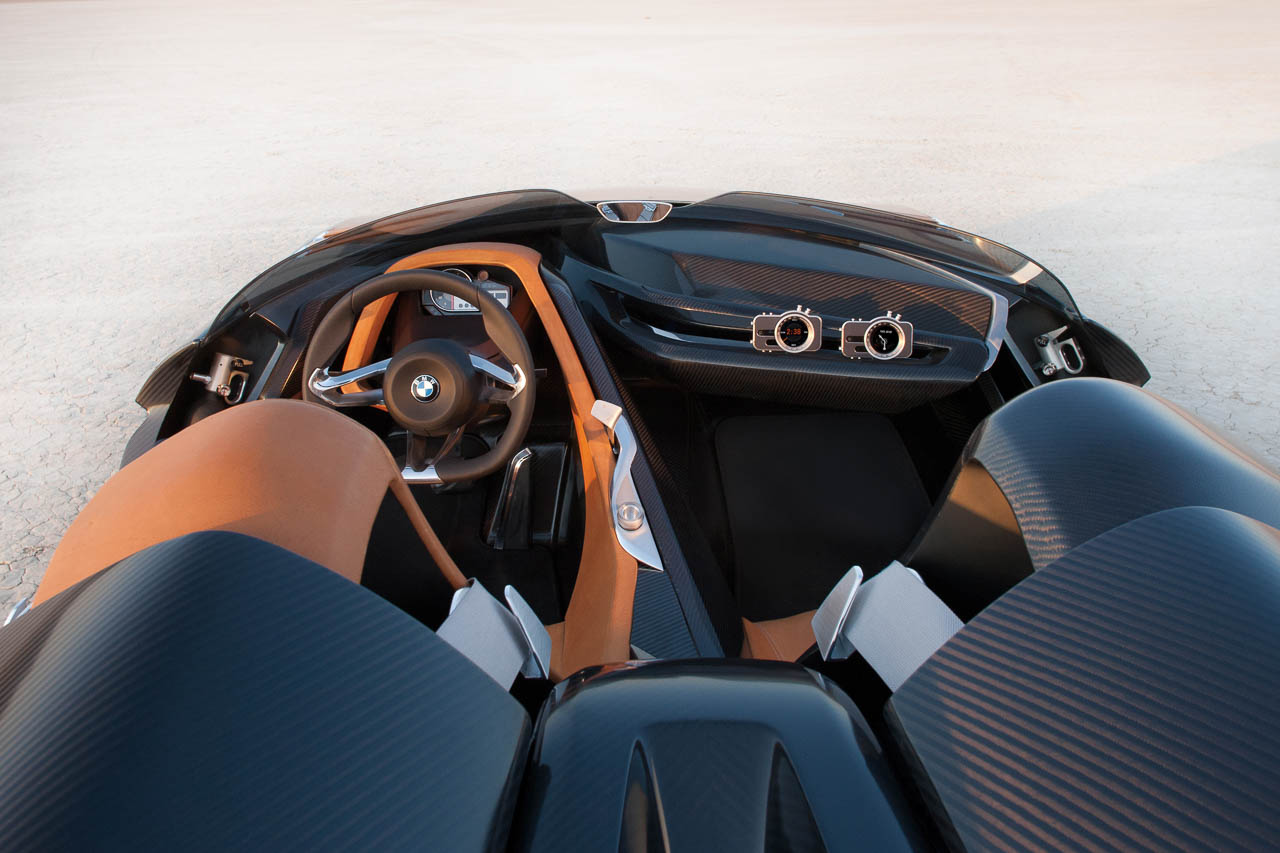 1754520738 71 BMW 328 Hommage Decouvrez Comment le Carbone Reinvente lADN - plare.
