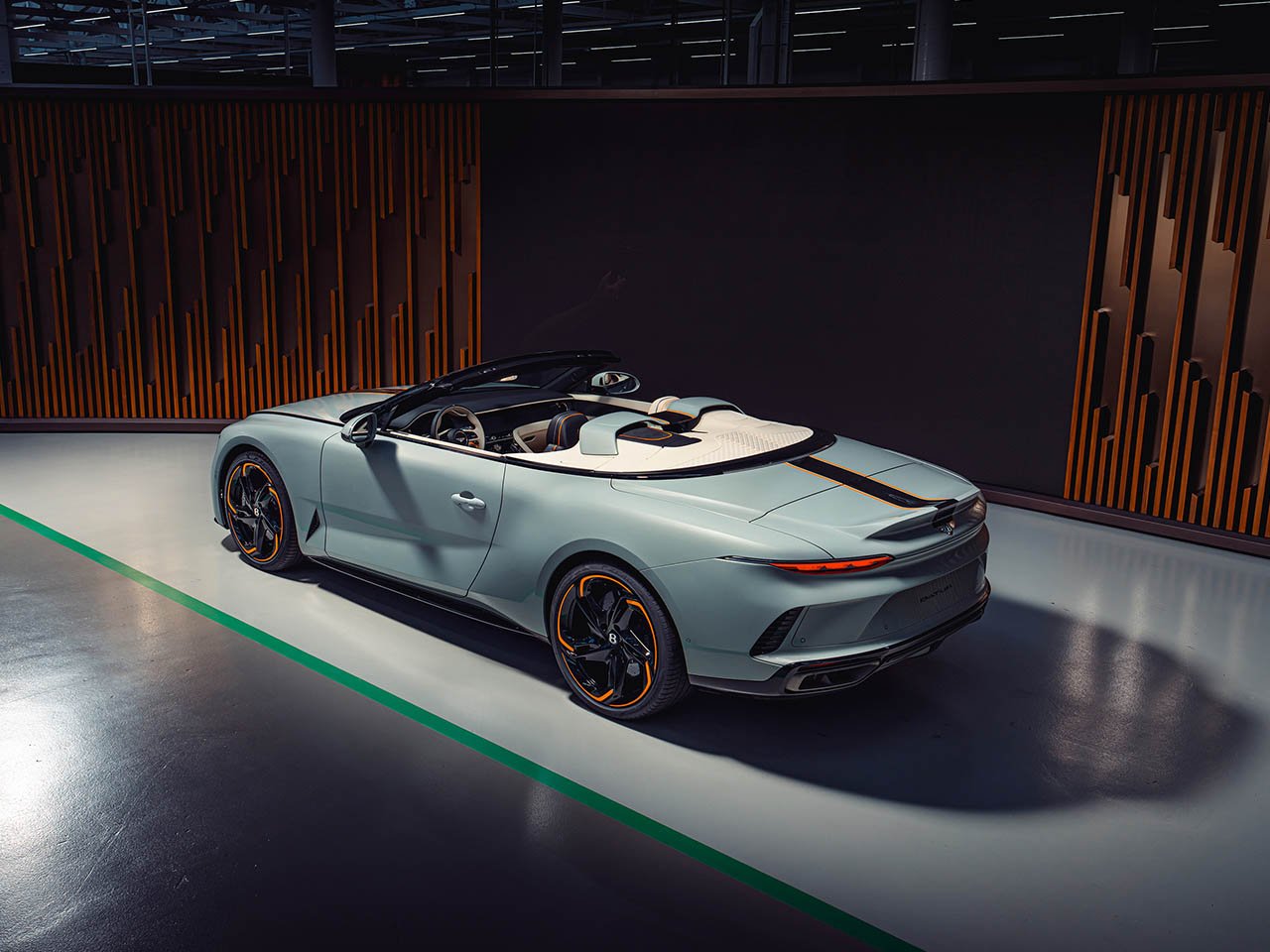 Bentley Batur Convertible