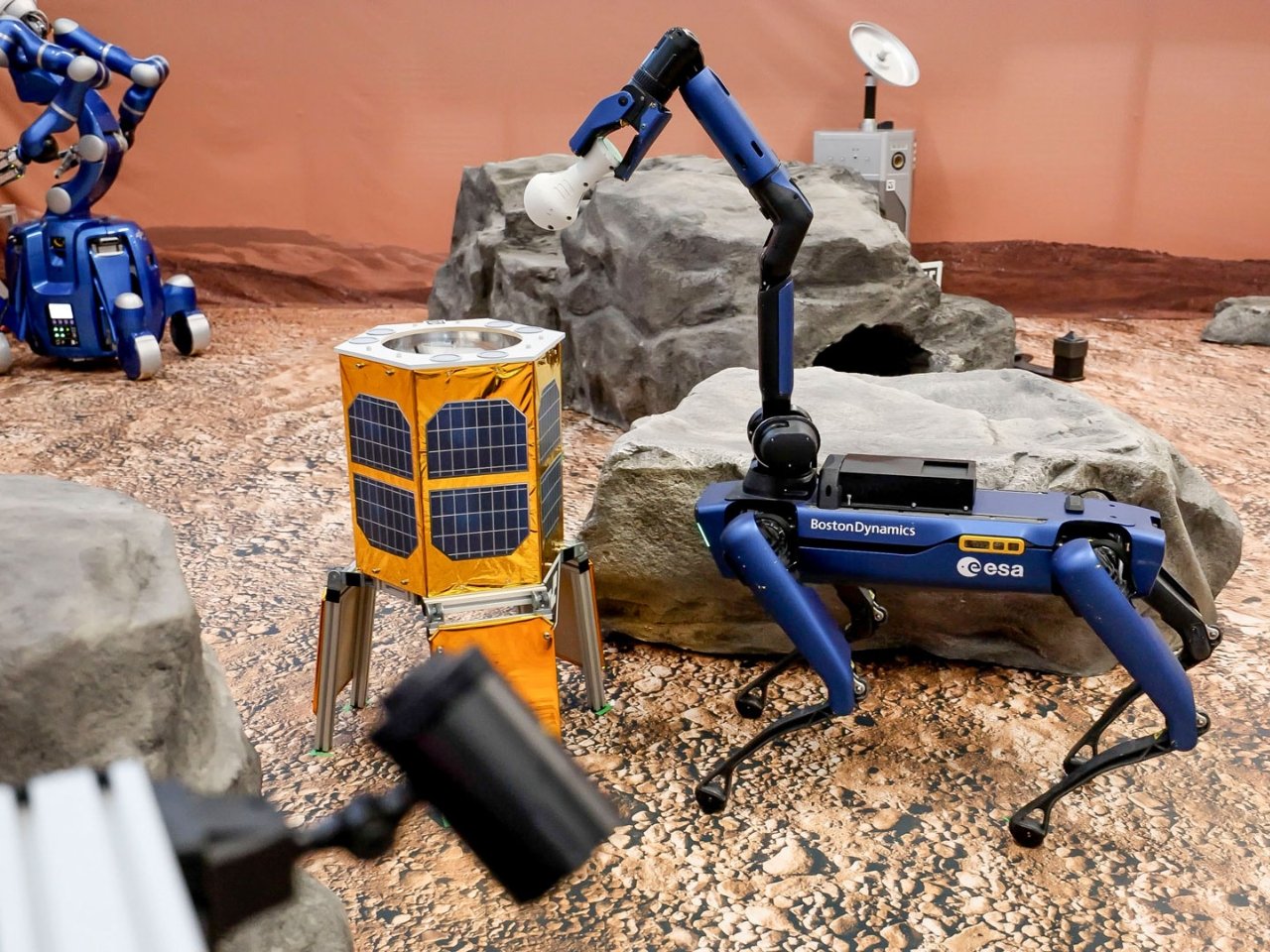 1755080964 655 Decouvrez Comment Bert et Spot de German Robotics Redefinissent - plare.