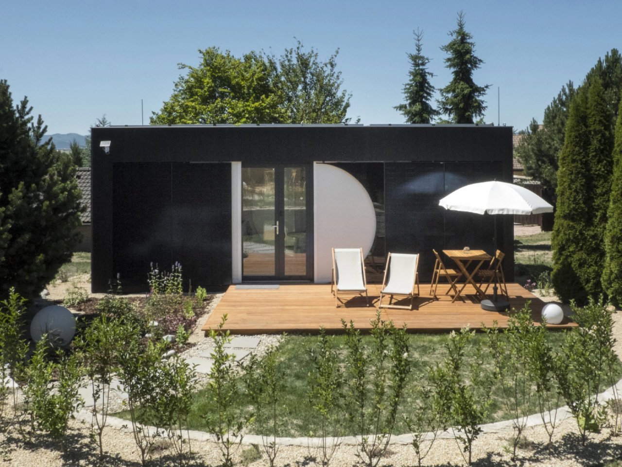 1755280173 985 Decouvrez Comment Ce Tiny Home Modular Off Grid a 55 000 - plare.