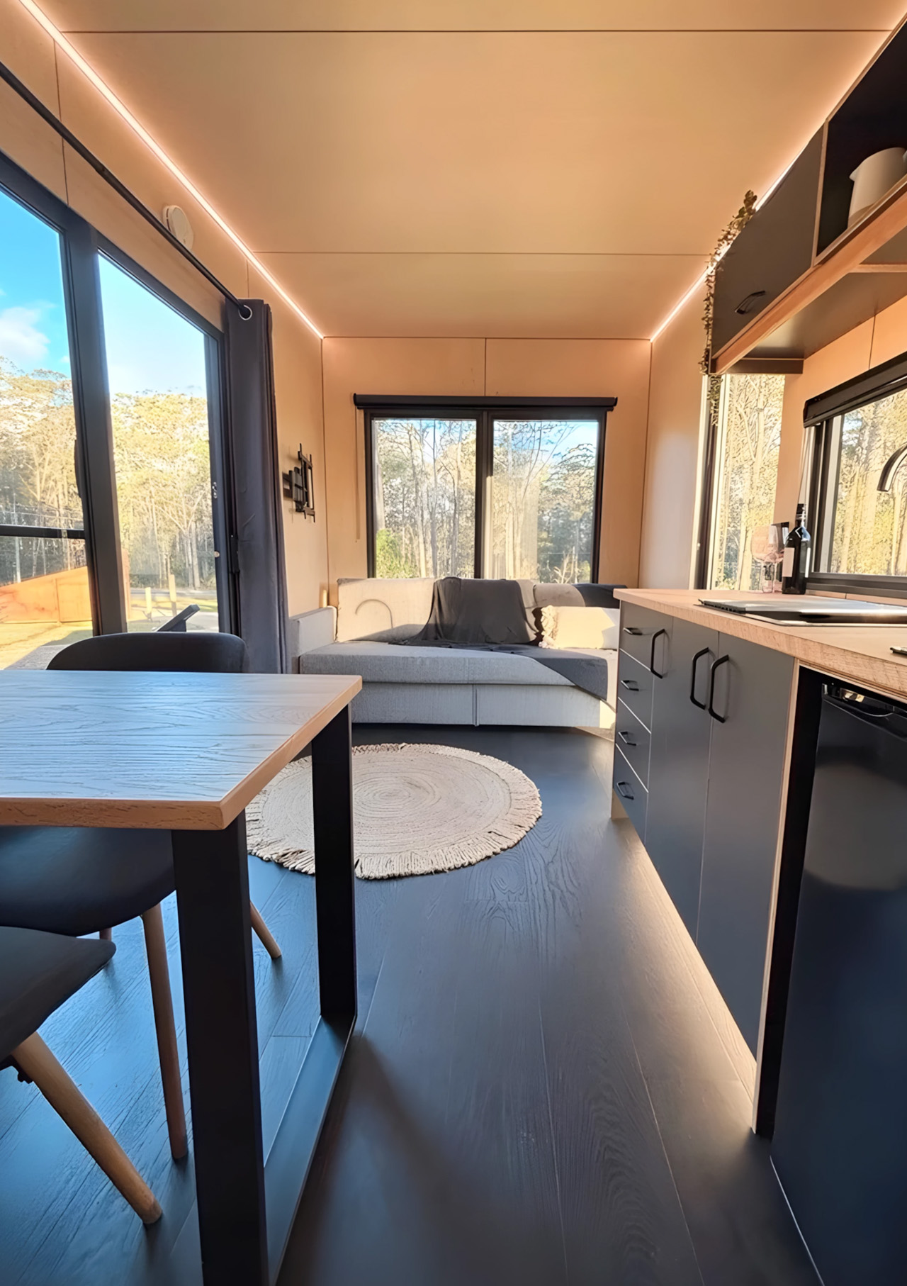 1755302024 909 Decouvrez La Tiny House Ideale Pour Couples Un Escapade - plare.