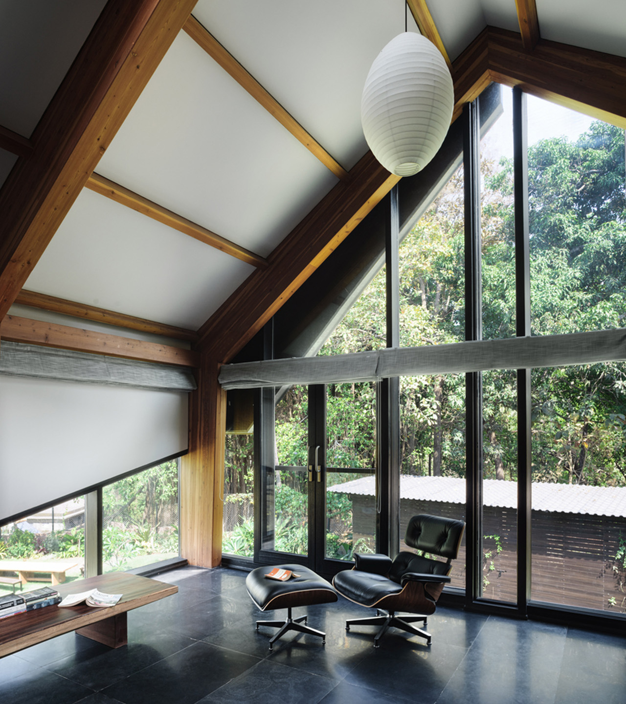 1755639580 499 Decouvrez la Premiere Maison en Bois Massif de Goa - plare.