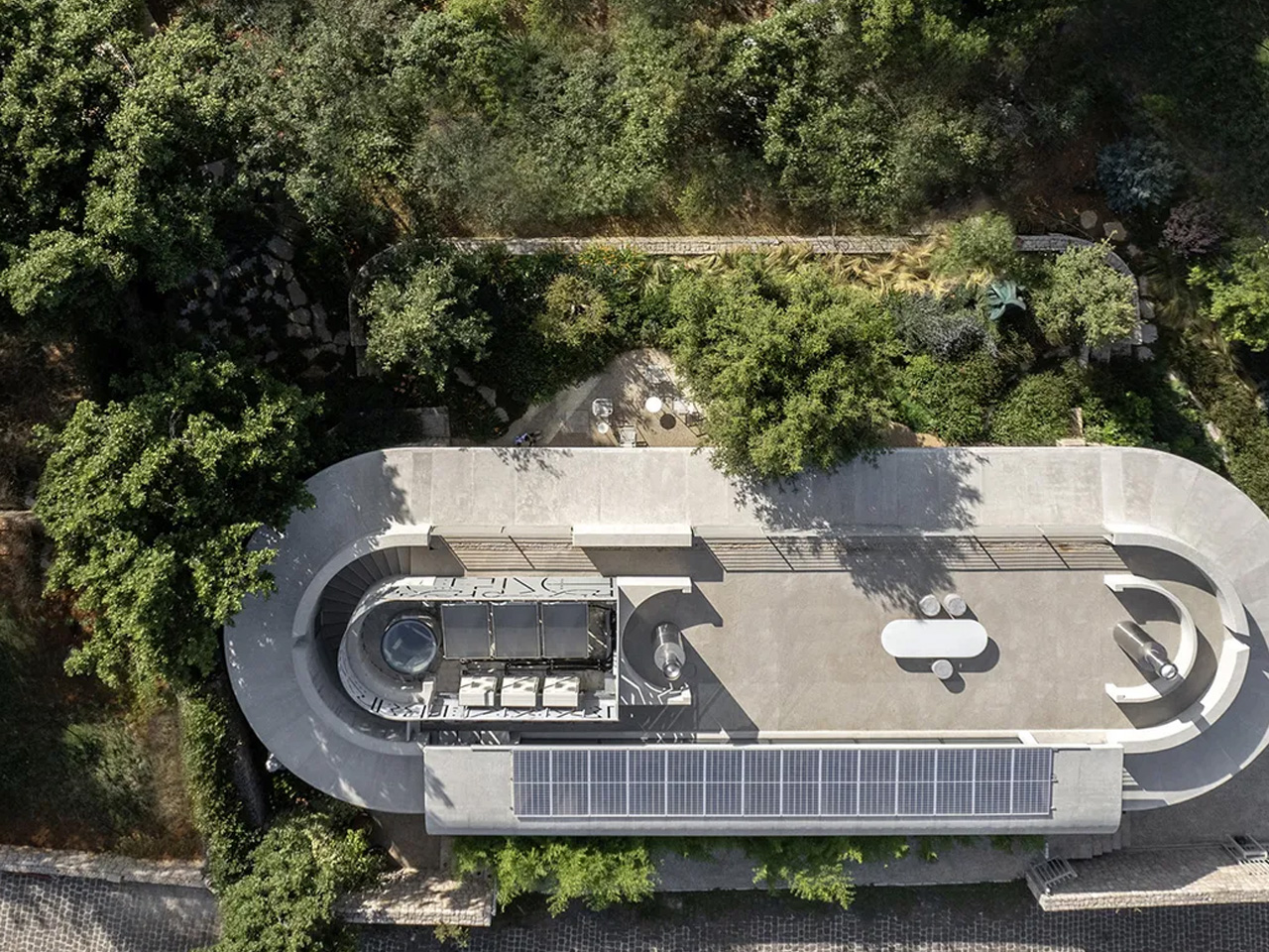 1755733230 416 Decouvrez la Montagne de Beton LEscapade Artistique ou Vie - plare.