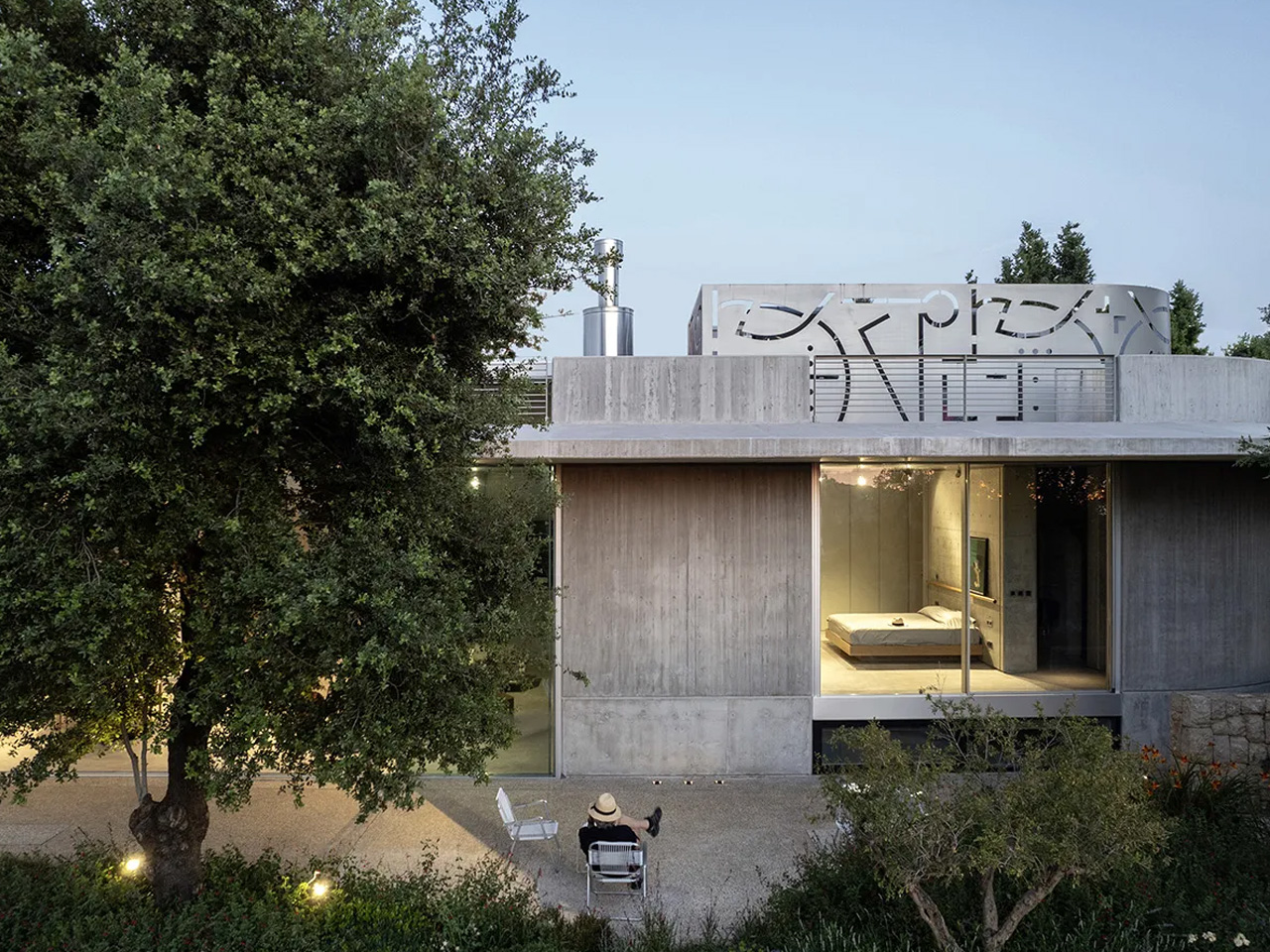 1755733232 302 Decouvrez la Montagne de Beton LEscapade Artistique ou Vie - plare.