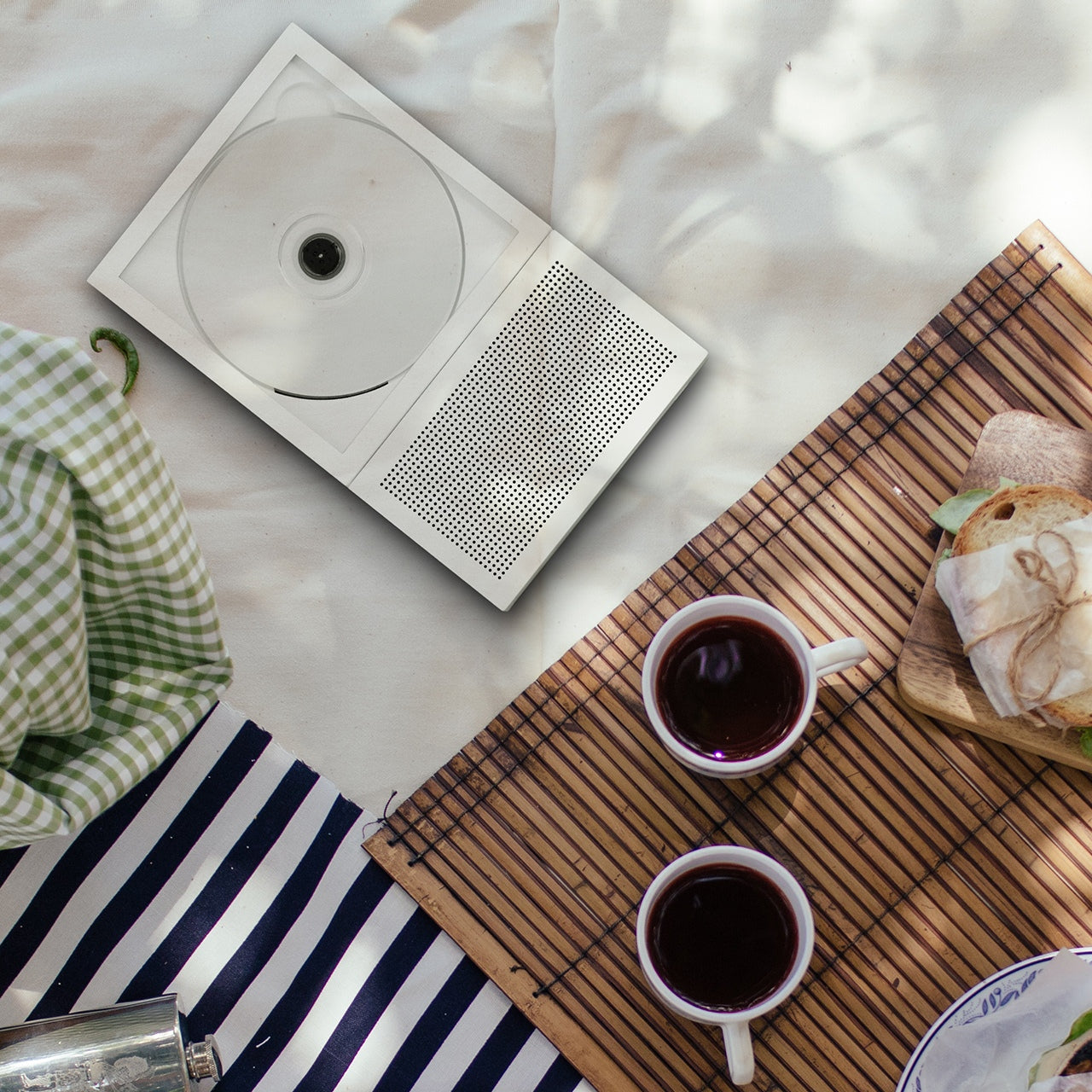 1755776821 793 10 Accessoires Cozy Indispensables pour Creer un Hygge Instantane chez - plare.