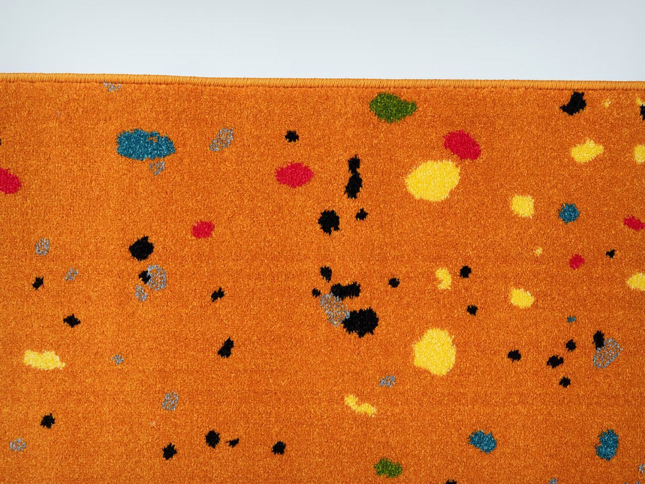 1755812041 13 Decouvrez le Tapis Eblouissant de Julia Kononenko Inspire par le - plare.