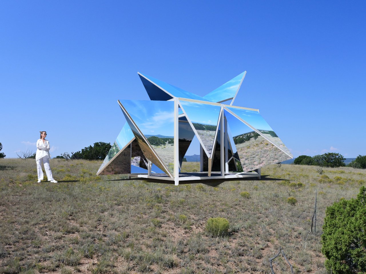 1755880910 215 Decouvrez le Pavilion Paysager Pliant Une Architecture Transformee en - plare.