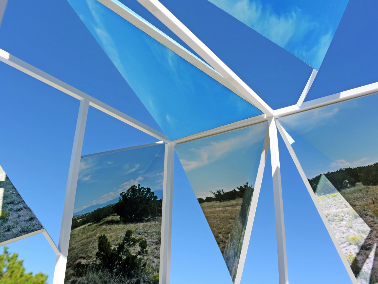 1755880910 245 Decouvrez le Pavilion Paysager Pliant Une Architecture Transformee en - plare.