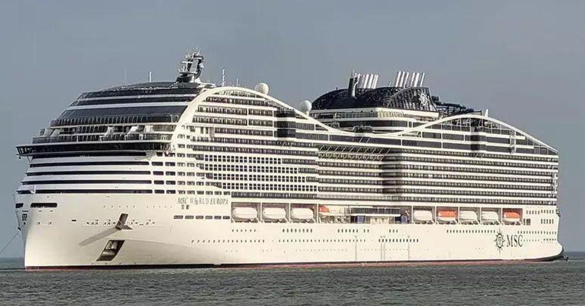 Passagers durant l'incident sur le MSC World Europa