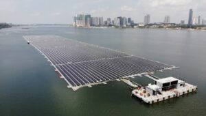 fermes solaires flottantes
