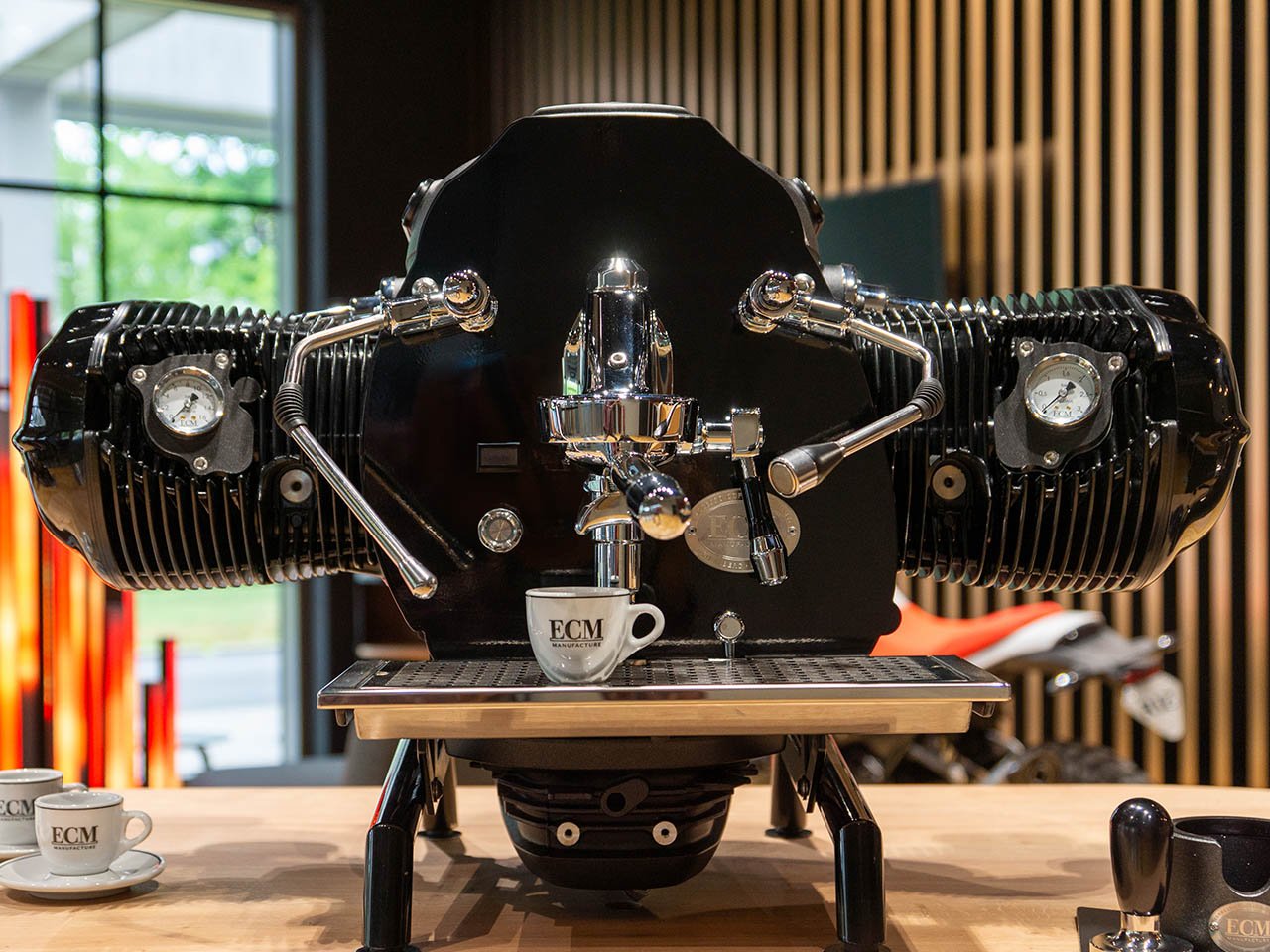Decouvrez comment BMW revolutionne le monde du cafe avec ses - plare.