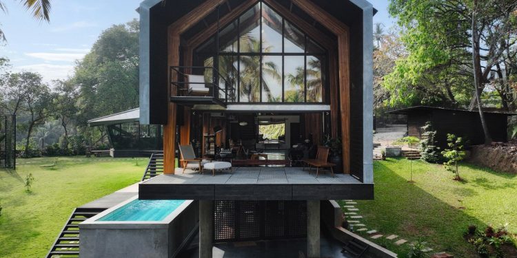 Découvrez la Première Maison en Bois Massif de Goa : Une Révolution du Mode de Vie Durable en Inde ! - plare. Découvrez la Première Maison en Bois Massif de Goa : Une Révolution du Mode de Vie Durable en Inde !